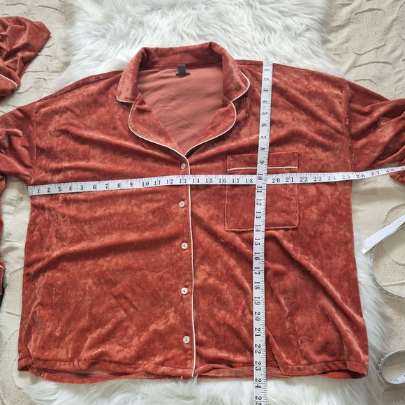 Aerie Crushed Velvet Pink Pajama Set Size XL - Picture 13 of 16